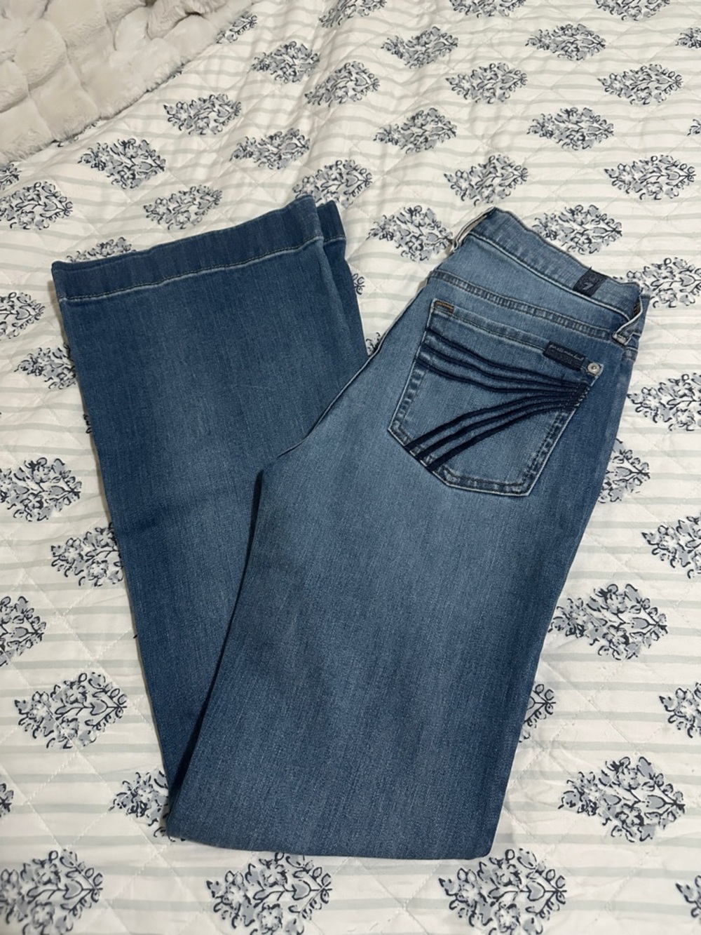 7 For All Mankind Women's Medium Blue Bootcut Jeans